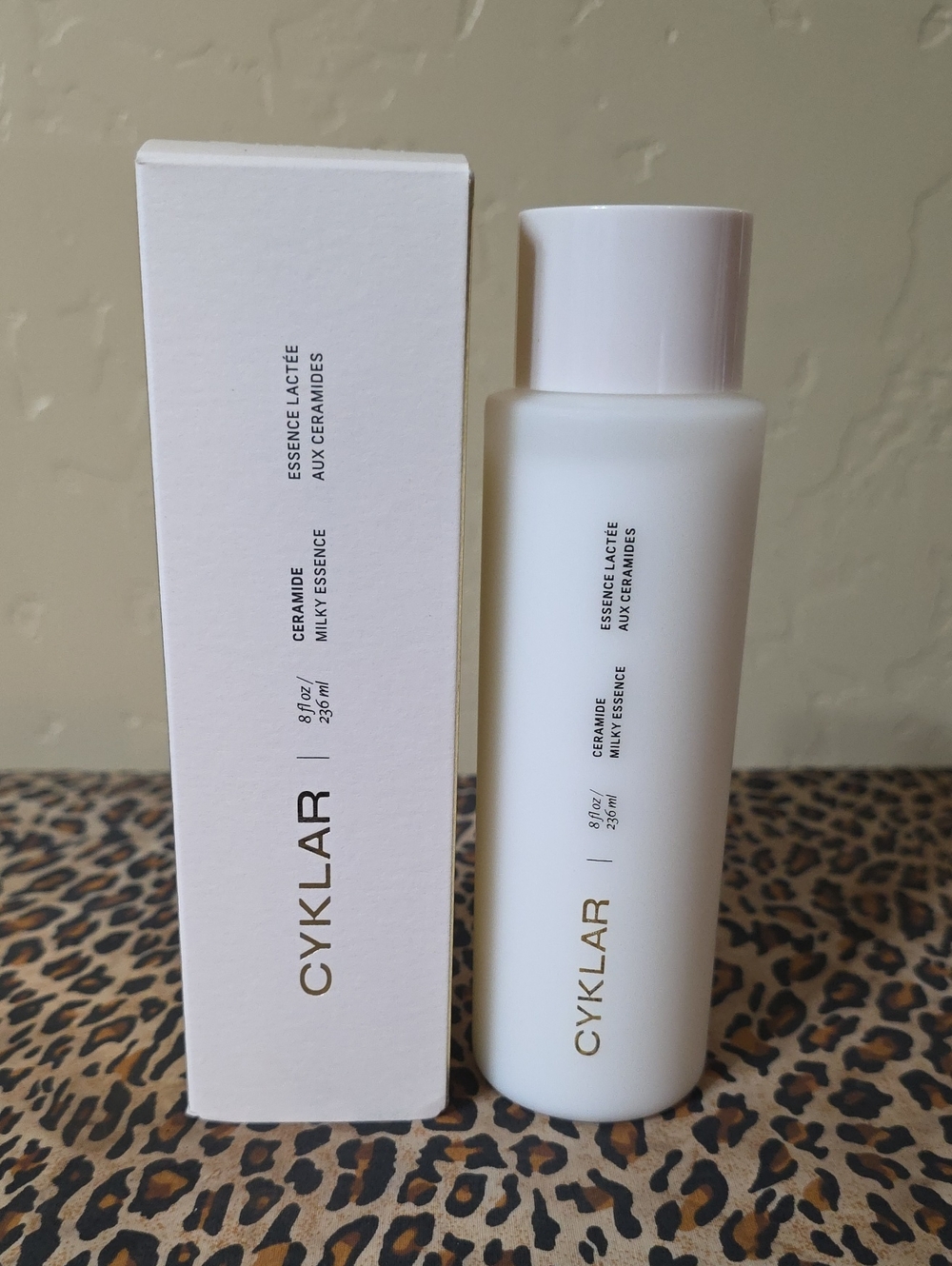 Cyklar Ceramide Milky Essence